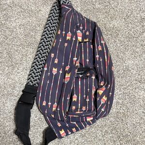 Colorful Arrow Pattern Crossbody Bag